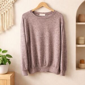 NWOT Zenana Outfitters Women's Heathered Gray Crewneck Sweater